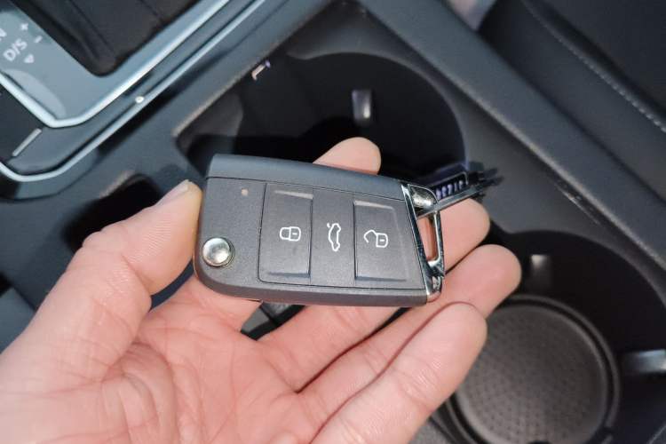 Used Volkswagen FAW-Volkswagen CC 2026 Model, 30 Million Units—Selected, 330TSI, Glamorous Vehicle Key