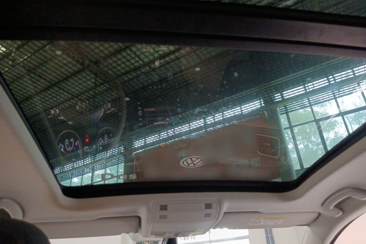 Used Volkswagen Golf 2019 1.8TSI Travel Edition Headliner