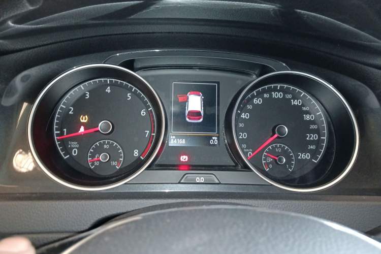Used Volkswagen Golf 2019 1.8TSI Travel Edition Instrument Cluster