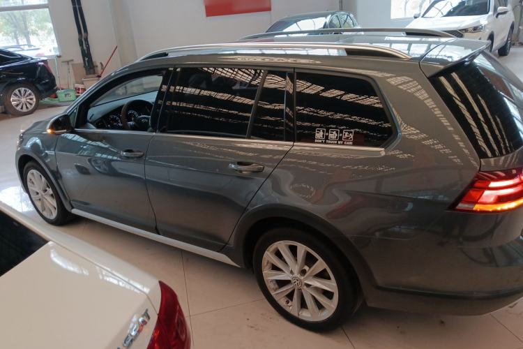 Used Volkswagen Golf 2019 1.8TSI Travel Edition Left Side