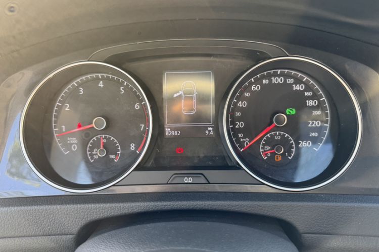 Used Volkswagen Golf 2017 230TSI Automatic Comfort Edition – Celebrating Milestone of One Million Units Odometer Close Up
