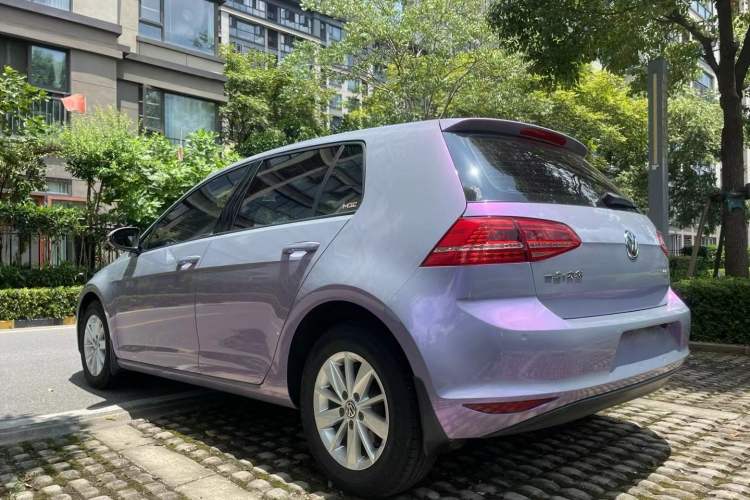 Used Volkswagen Golf 2016 1.6L Automatic Fashion Model Exterior 6