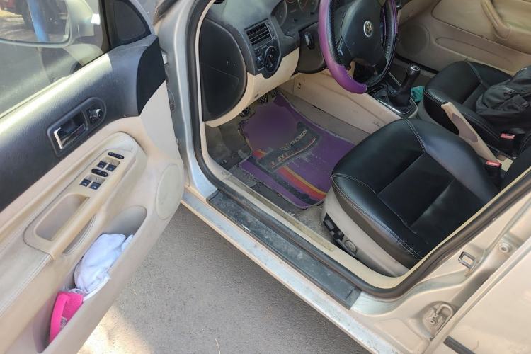 Used Volkswagen Golf 2004 1.6 Manual Fashion Model Driver Seat