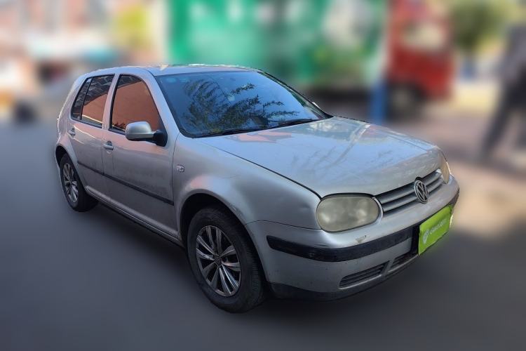 Used Volkswagen Golf 2004 1.6 Manual Fashion Model Front Right 45 Deg