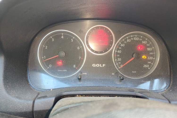 Used Volkswagen Golf 2004 1.6 Manual Fashion Model Instrument Cluster