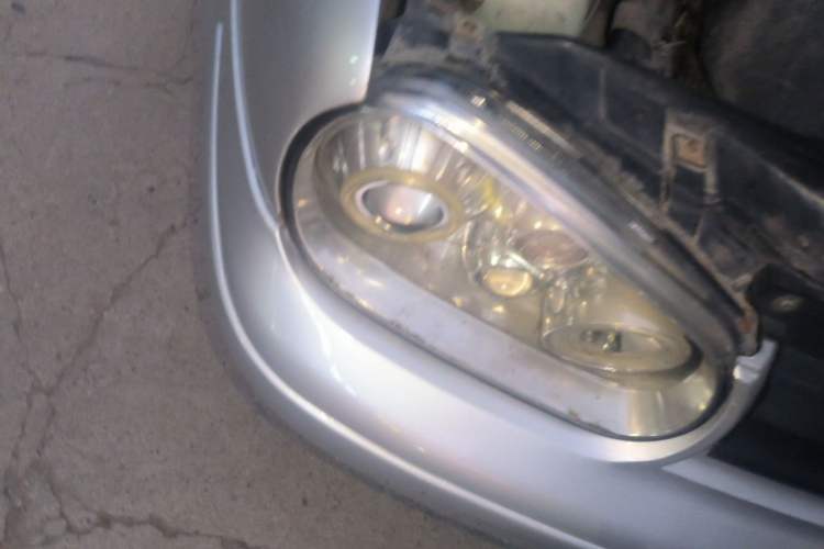 Used Volkswagen Golf 2005 1.8 Automatic Comfort Model Right Front Headlight