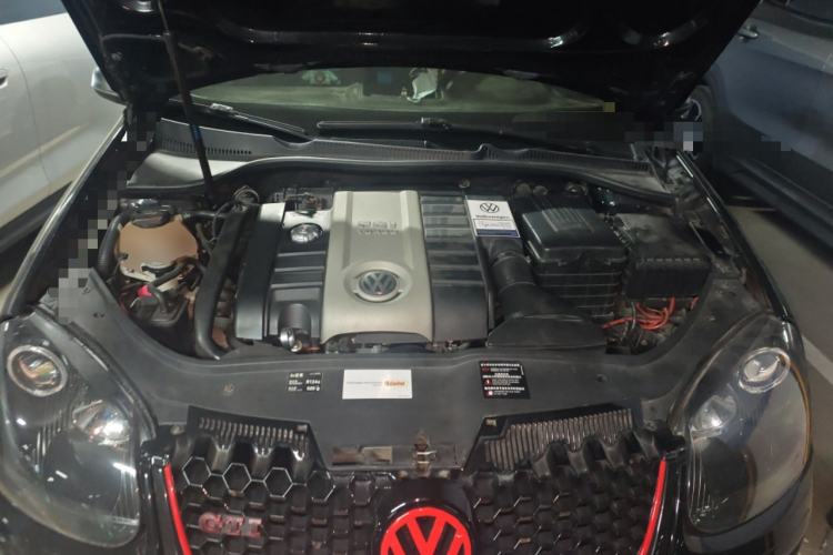 Used Volkswagen Golf 2006 GTI 2.0T Three-Door Model Engine Bay