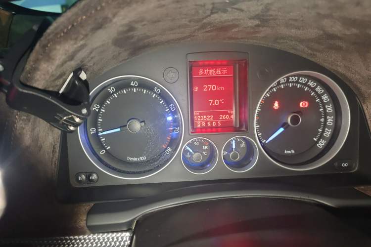 Used Volkswagen Golf 2006 GTI 2.0T Three-Door Model Instrument Cluster