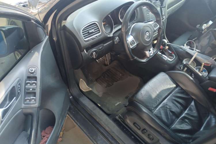 Used Volkswagen Golf 2010 2.0 TSI GTI Driver Seat