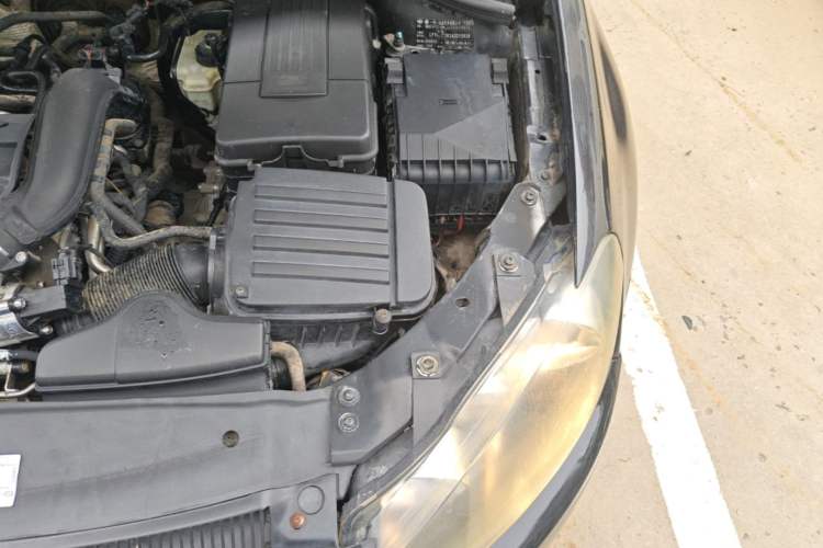 Used Volkswagen Golf 2010 1.4 TSI Automatic Comfort Model Engine Bay Left