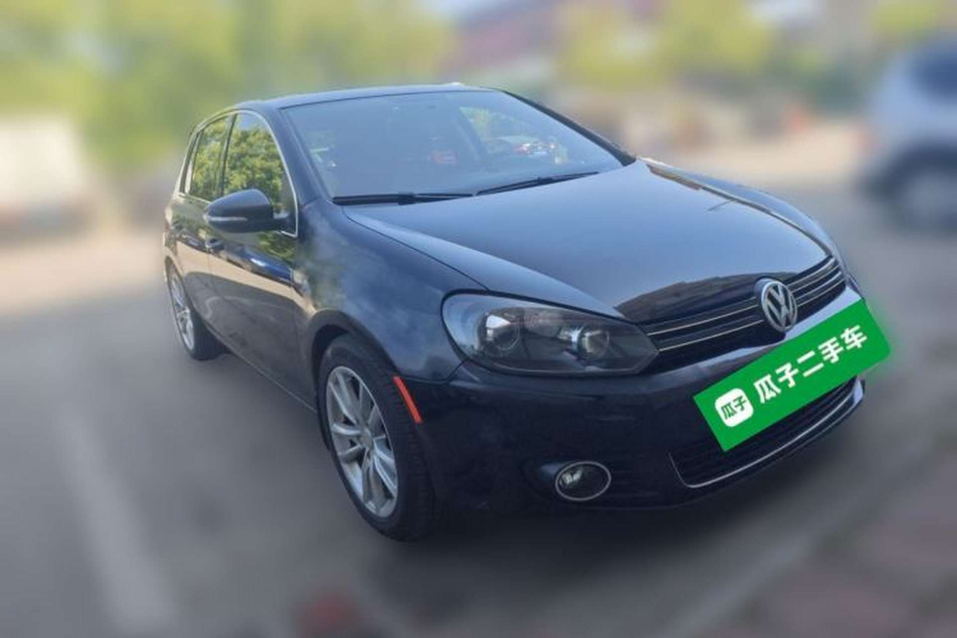 Used Volkswagen Golf 2010 1.6 Manual Comfort Version Front Right 45 Deg