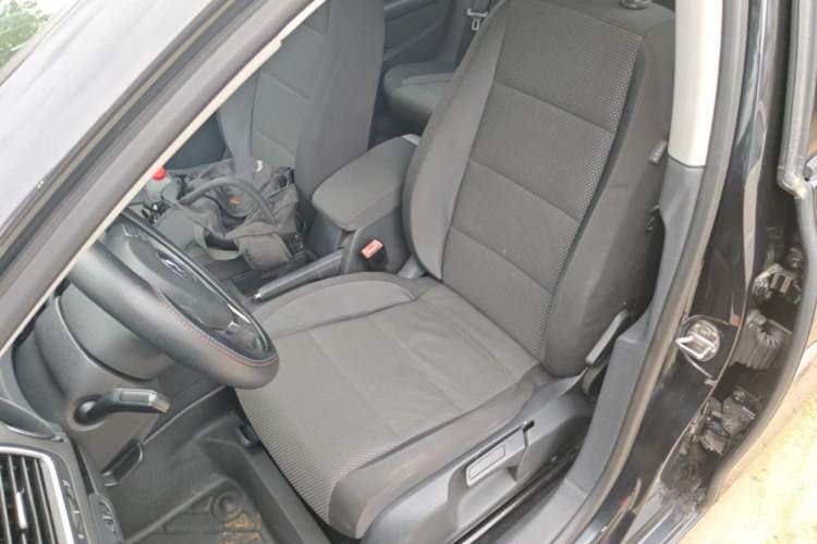 Used Volkswagen Golf 2010 1.4 TSI Automatic Comfort Model Left Front Seat