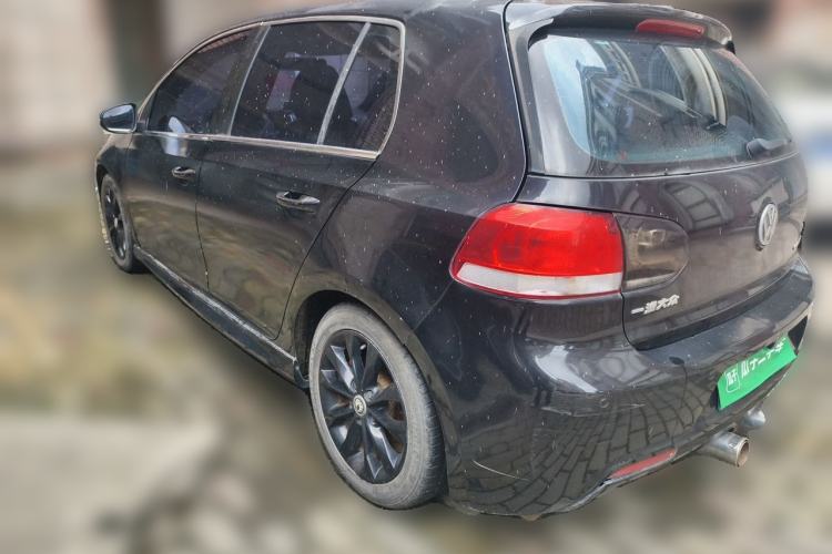 Used Volkswagen Golf 2010 1.6 Manual Fashion Model Rear Left 45 Deg