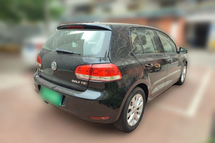 Used Volkswagen Golf 2010 1.4 TSI Automatic Luxury Model Rear Right 45 Deg