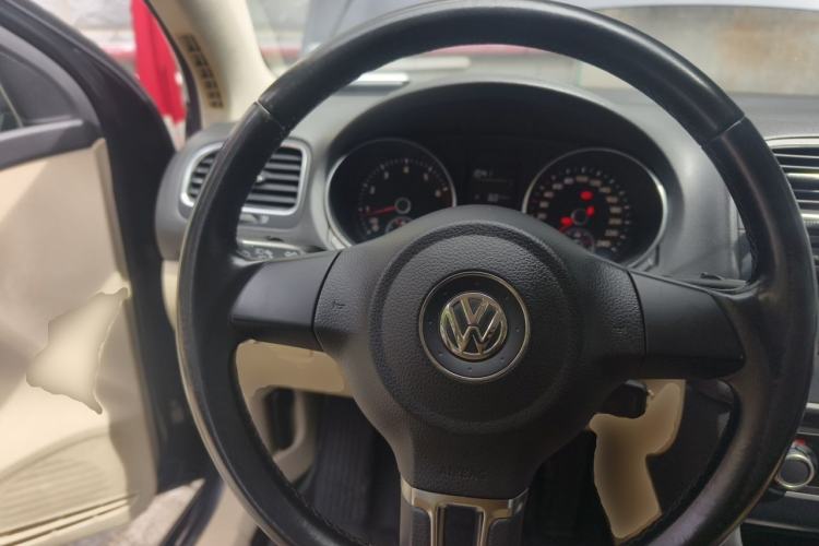Used Volkswagen Golf 2010 1.4 TSI Manual Comfort Model Steering Wheel