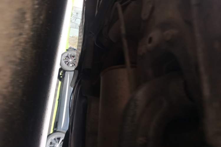 Used Volkswagen Golf 2010 1.6 Automatic Comfort Edition Chassis Rear Left