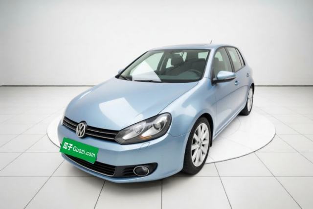 Ojetý Volkswagen Golf 2010 1.4 TSI Automatic Luxury Model