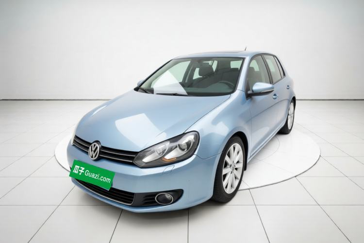 Gebrauchter Volkswagen Golf 2010 1.4 TSI Automatic Luxury Model Guazi used car, China used car export, Used car for sale, Used cars, Cheapest cars for sale