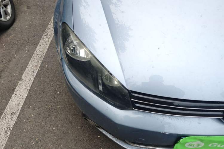 Used Volkswagen Golf 2010 1.6 Automatic Comfort Edition Right Front Headlight