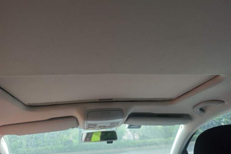 Used Volkswagen Golf 2010 1.4 TSI Automatic Comfort Model Headliner