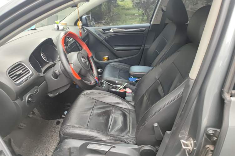 Used Volkswagen Golf 2010 1.4 TSI Manual Comfort Model Left Front Seat
