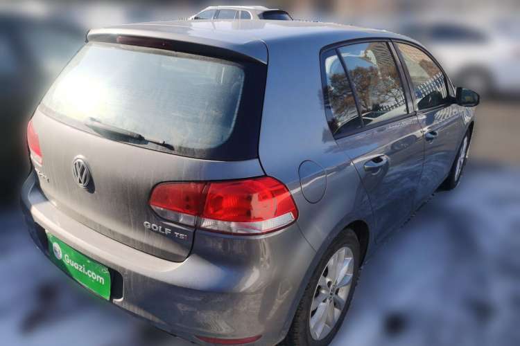 Used Volkswagen Golf 2010 1.4 TSI Automatic Comfort Model Rear Right 45 Deg