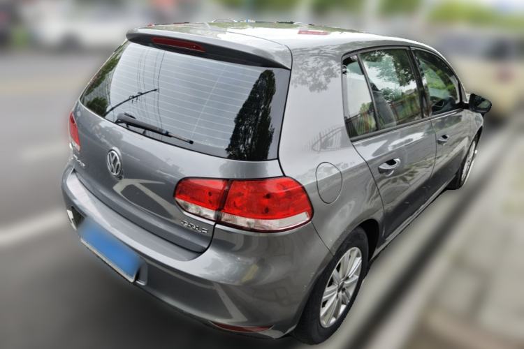Used Volkswagen Golf 2010 1.6 Manual Fashion Model Rear Right 45 Deg