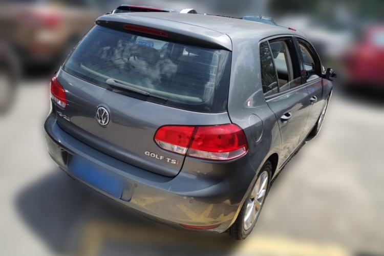 Used Volkswagen Golf 2010 1.4 TSI Automatic Comfort Model Rear Right 45 Deg