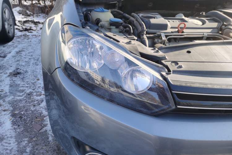 Used Volkswagen Golf 2010 1.4 TSI Automatic Comfort Model Right Front Headlight