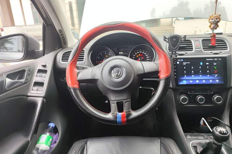 Used Volkswagen Golf 2010 1.4 TSI Manual Comfort Model Steering Wheel