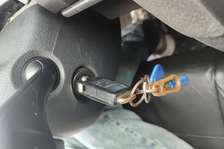 Used Volkswagen Golf 2010 1.4 TSI Manual Comfort Model Vehicle Key