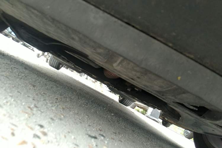 Used Volkswagen Golf 2010 1.6 Manual Comfort Version Chassis Front