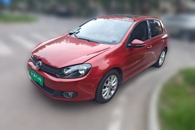 Ojetý Volkswagen Golf 2010 1.6 Automatic Comfort Edition