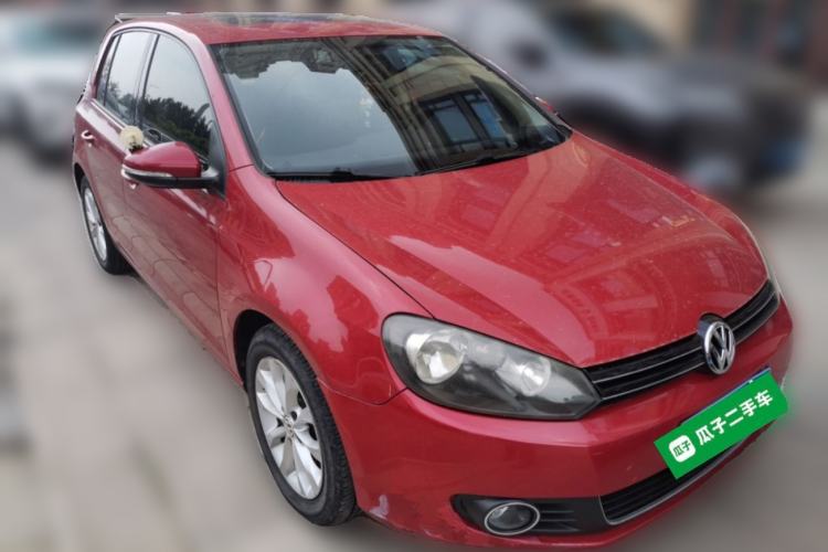 Used Volkswagen Golf 2010 1.4 TSI Automatic Comfort Model Front Right 45 Deg