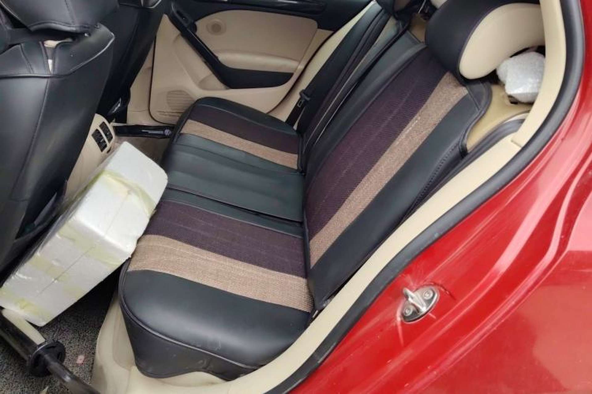 Used Volkswagen Golf 2010 1.4 TSI Automatic Comfort Model Left Rear Seat