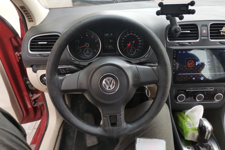 Used Volkswagen Golf 2010 1.4 TSI Automatic Comfort Model Steering Wheel