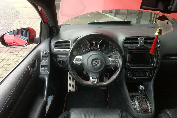 Used Volkswagen Golf 2010 2.0 TSI GTI Steering Wheel