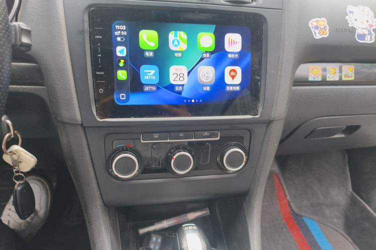 Used Volkswagen Golf 2010 1.4 TSI Automatic Comfort Model Audio And AC Panel