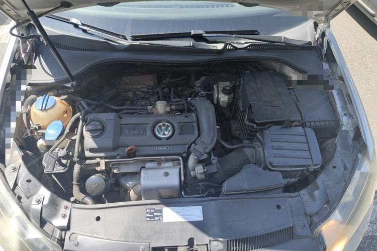 Used Volkswagen Golf 2010 1.4 TSI Automatic Comfort Model Engine Bay