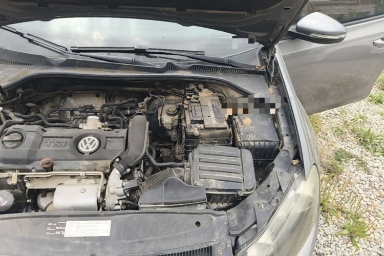 Used Volkswagen Golf 2010 1.4 TSI Automatic Comfort Model Engine Bay Left