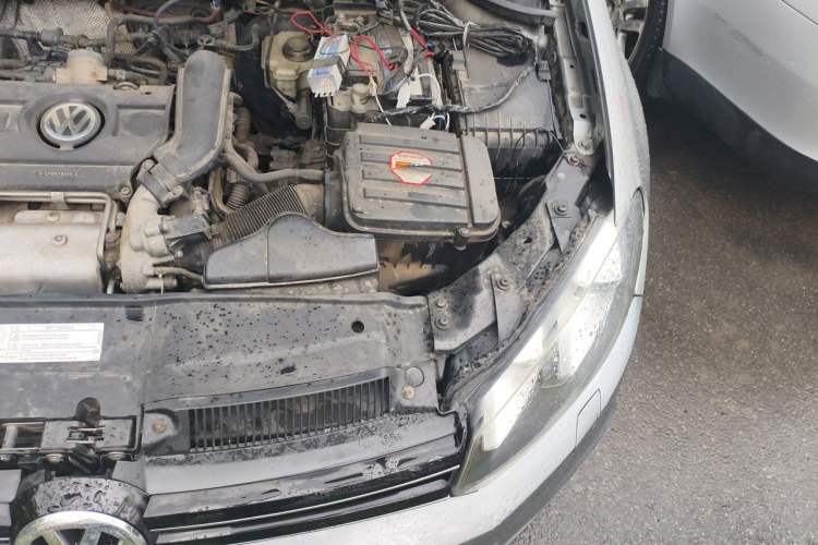 Used Volkswagen Golf 2010 1.4 TSI Automatic Comfort Model Engine Bay Left