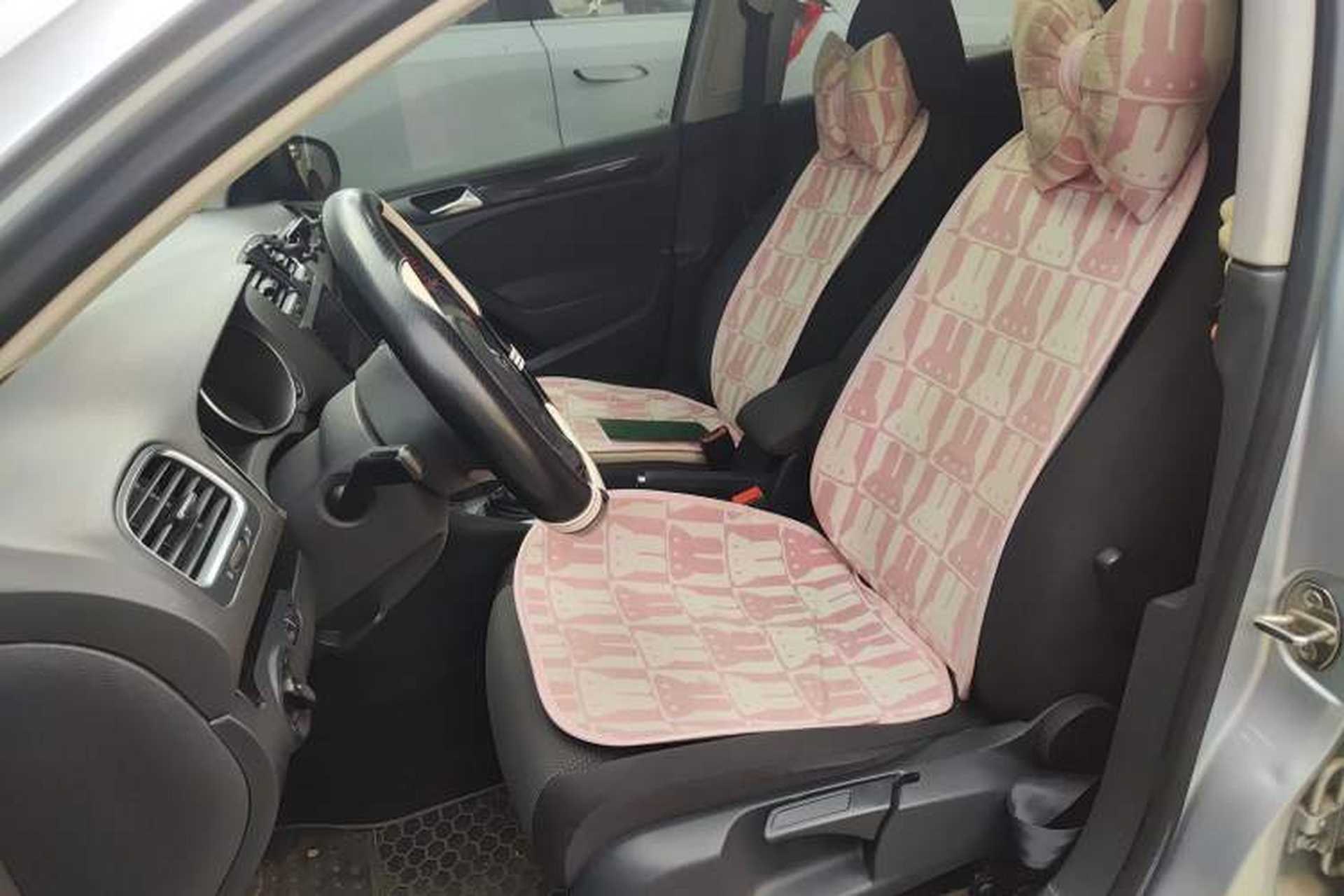 Used Volkswagen Golf 2010 1.4 TSI Automatic Comfort Model Left Front Seat