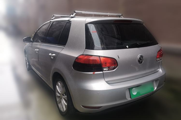 Used Volkswagen Golf 2010 1.6 Automatic Comfort Edition Rear Left 45 Deg