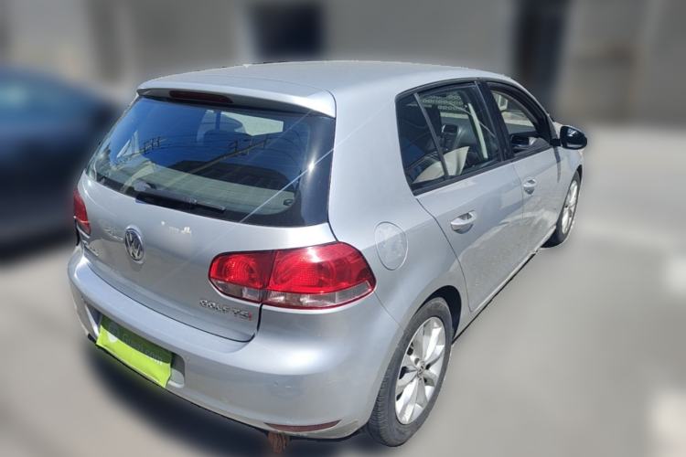 Used Volkswagen Golf 2010 1.4 TSI Automatic Comfort Model Rear Right 45 Deg