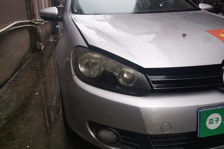 Used Volkswagen Golf 2010 1.6 Automatic Comfort Edition Right Front Headlight