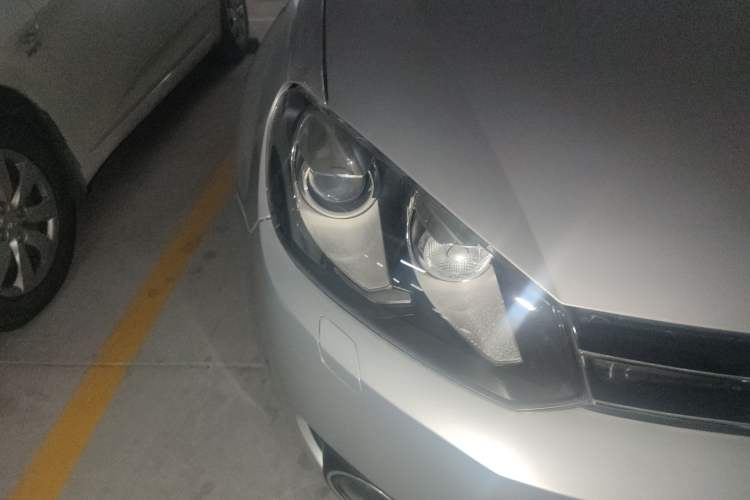 Used Volkswagen Golf 2010 1.4 TSI Automatic Luxury Model Right Front Headlight