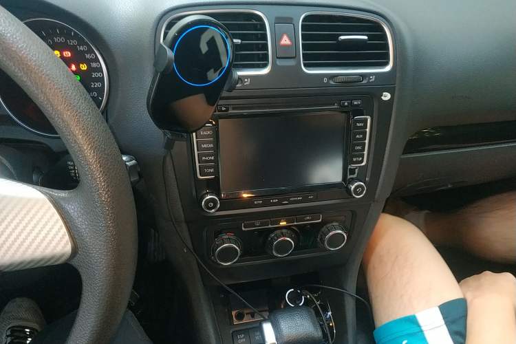 Used Volkswagen Golf 2010 1.4 TSI Automatic Comfort Model Audio And AC Panel