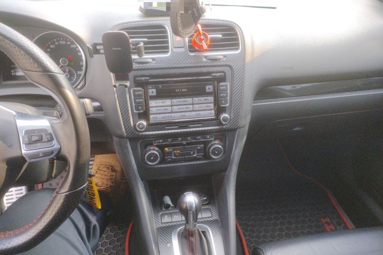 Used Volkswagen Golf 2010 2.0 TSI GTI Audio And AC Panel