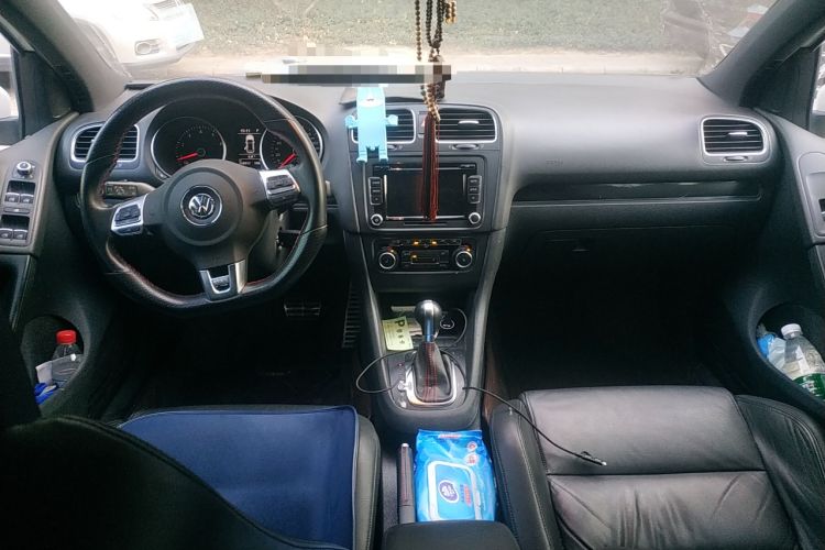Used Volkswagen Golf 2010 2.0 TSI GTI Center Console