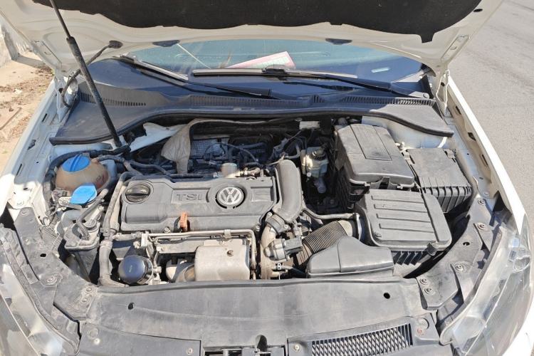 Used Volkswagen Golf 2010 1.4 TSI Automatic Comfort Model Engine Bay